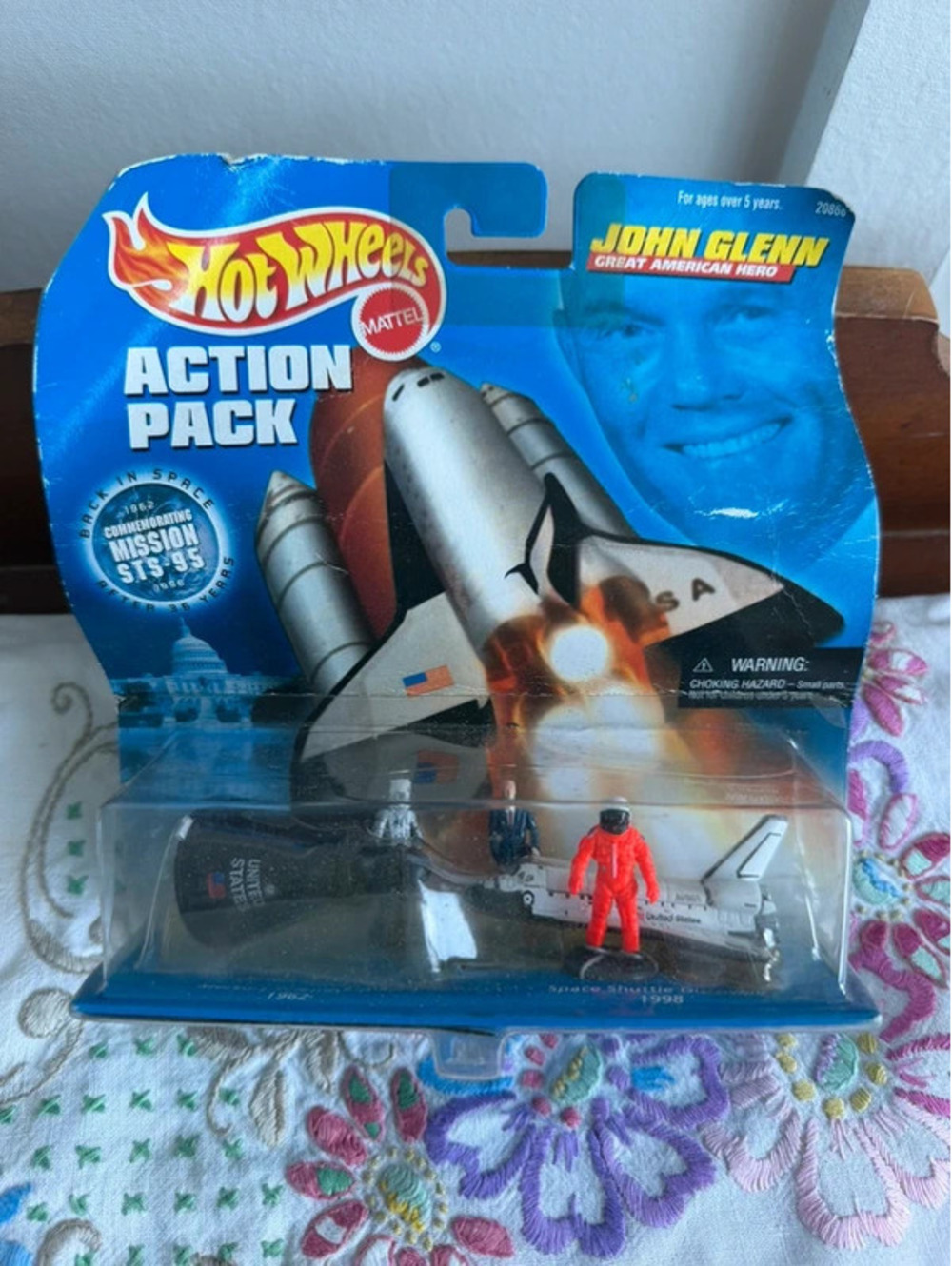 Hot Wheels - Action Pack - John Glenn - Great American Hero  New